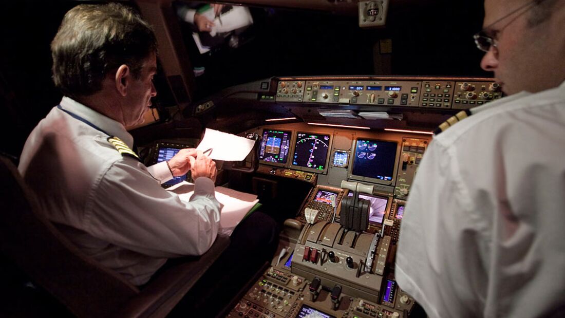 Kollisionswarnsystem rettet Boeing 777 vor Absturz in Kamerun