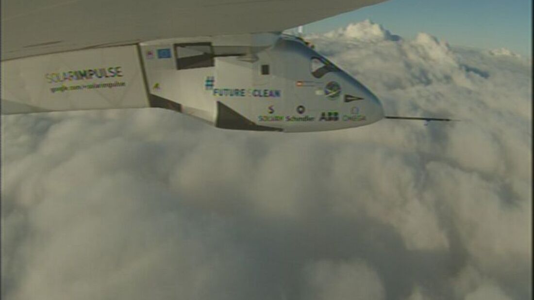 Überhitzte Akkus: Solar Impulse II pausiert bis 2016