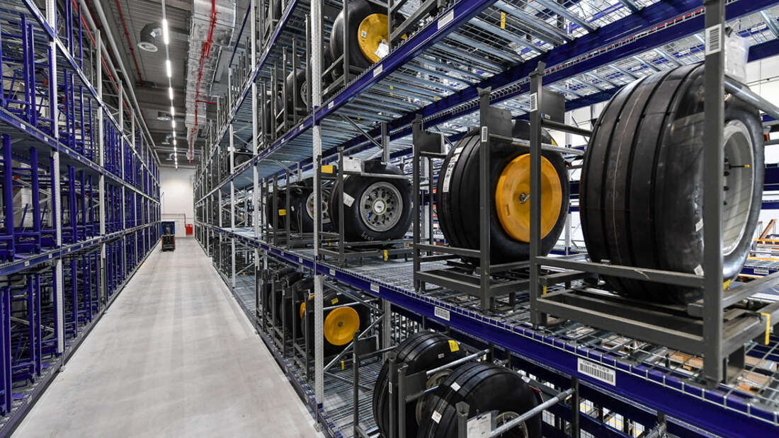 Neuer Ausbildungsberuf Elektroniker Geräte/Systeme FLUG REVUE