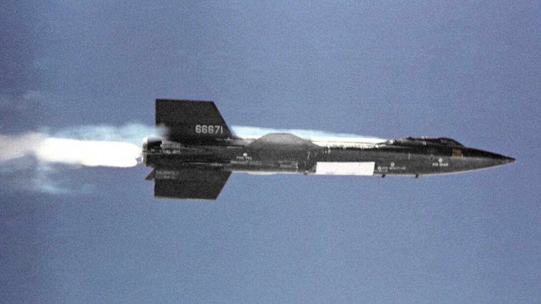 Das Schnellste Flugzeug Der Welt 11 230 Km H Die zehn schnellsten Flugzeuge der Welt - FLUG REVUE