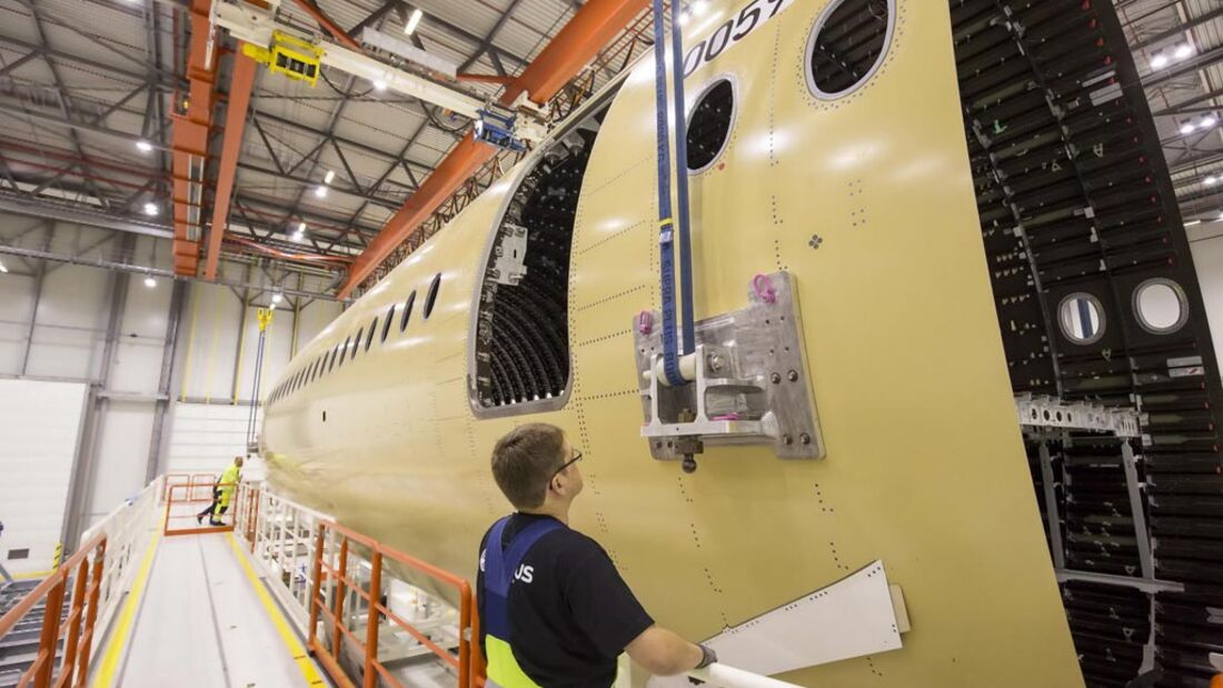 Montage der ersten A350-1000-Rumpfsektionen hat begonnen