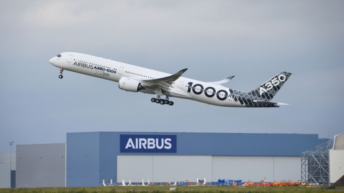 Airbus A350-1000 absolviert Testflug mit 310 Passagieren