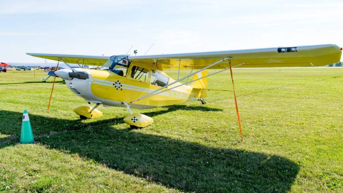 Auszeichnung für P40M in Oshkosh FLUG REVUE