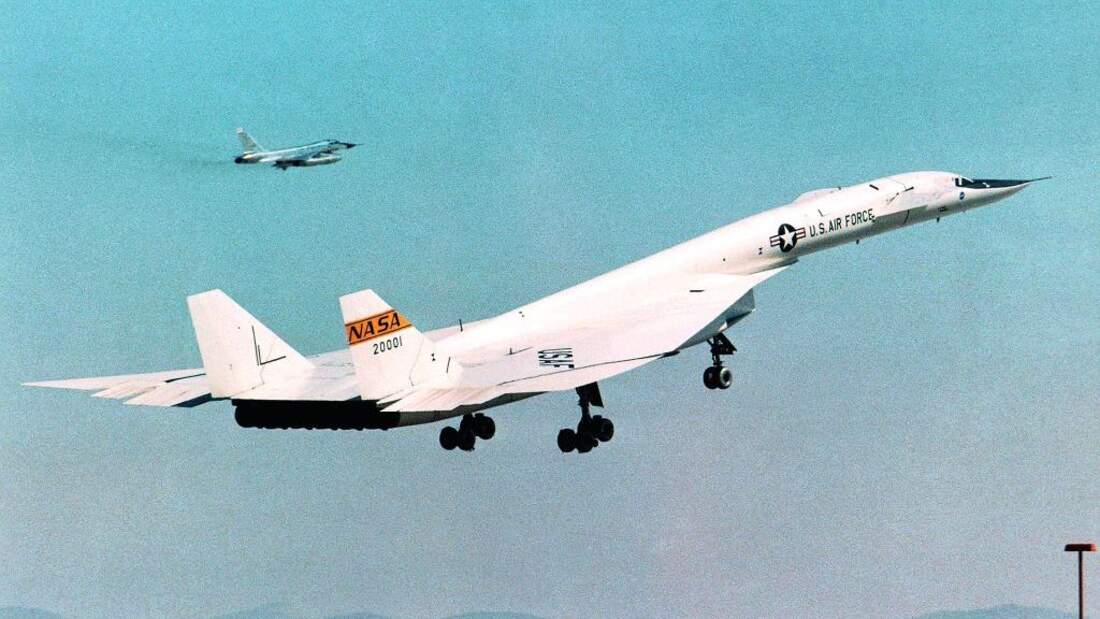 North American XB70 Der schnellste Bomber der Welt FLUG REVUE