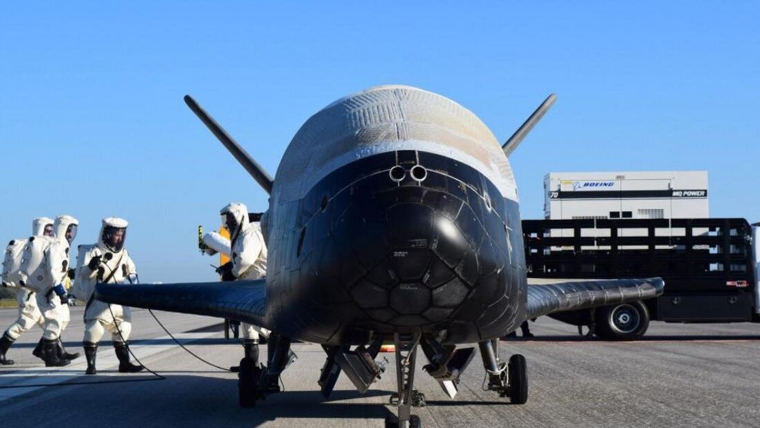 X-37B landet nach 718 Tagen im All in Florida