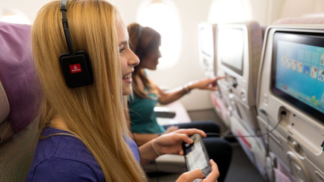 Emirates führt neue Kopfhörer in der Economy Class ein