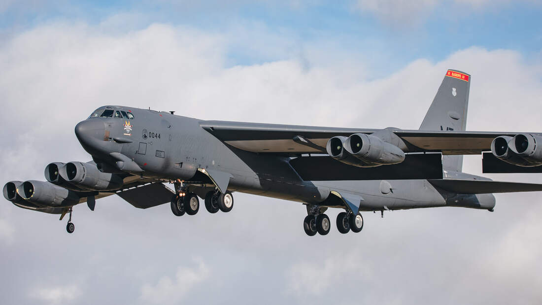 Jahrhundert-Bomber Stratofortress - B-52J kommt deutlich später | FLUG ...