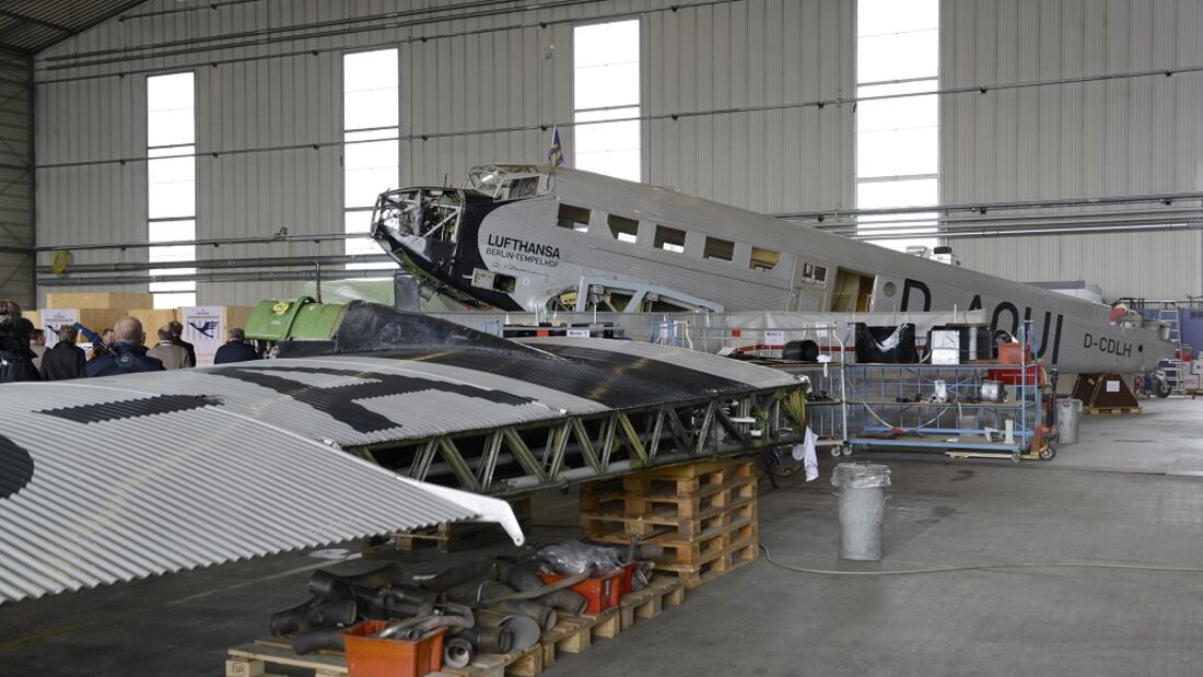 Die Bekannte Ju 52 D Aqui In Der Werft Flug Revue