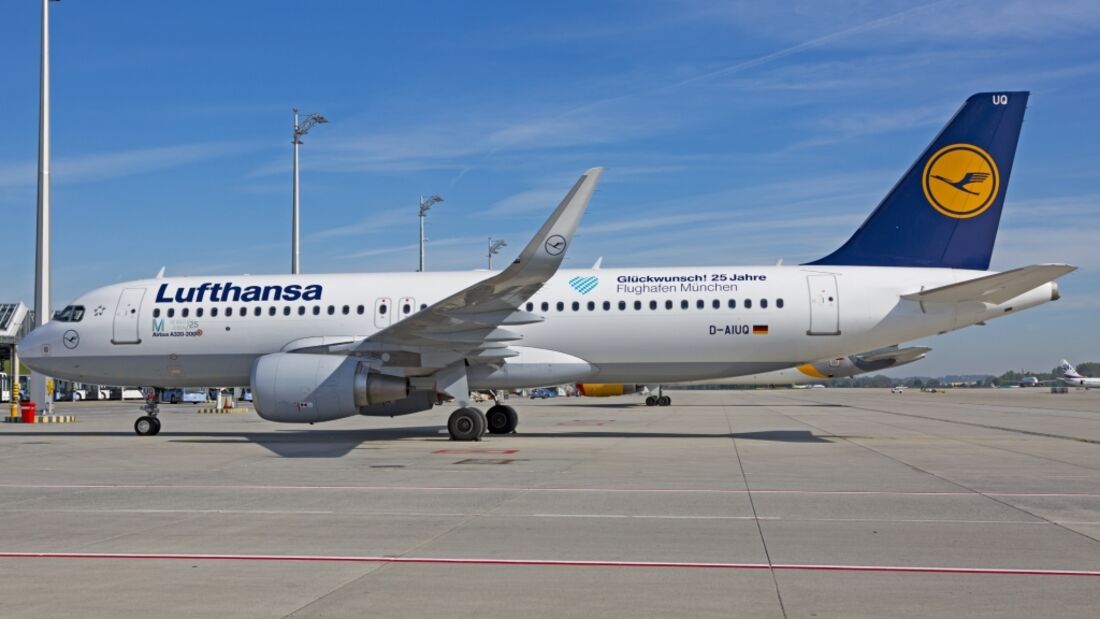 Lufthansa-Airbus wirbt für Airport München