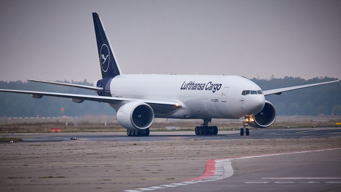 Lufthansa Cargo Piloten Mussen Flug Abbrechen Flug Revue
