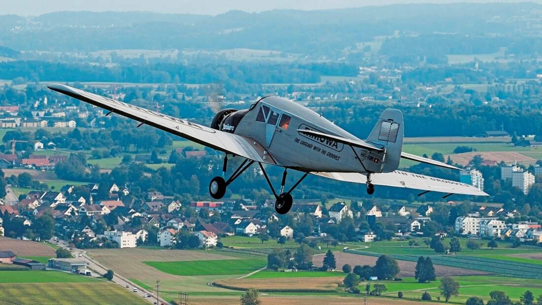 Die neue Junkers F 13 fliegt FLUG REVUE