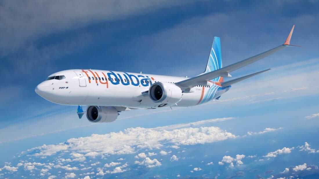 Erste 737 MAX 200 rollt aus der Hale FLUG REVUE