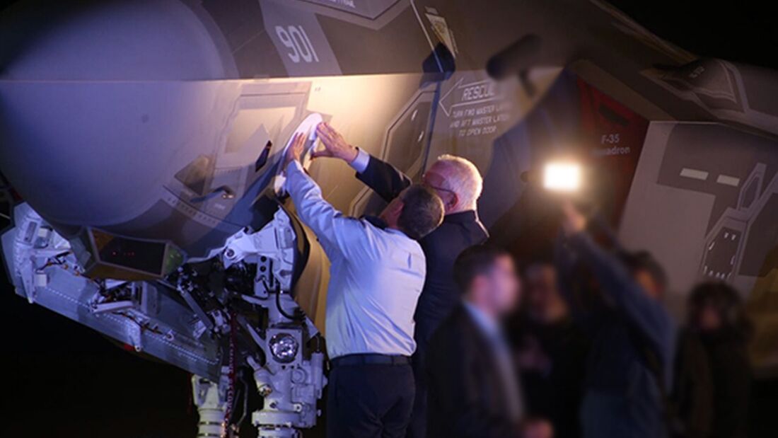 Erste Lockheed F-35I "Adir" treffen in Israel ein