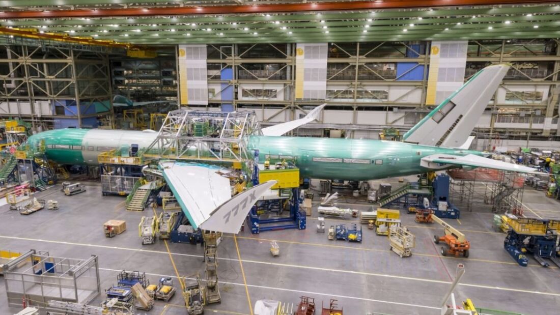 Boeing montiert erste 777-9