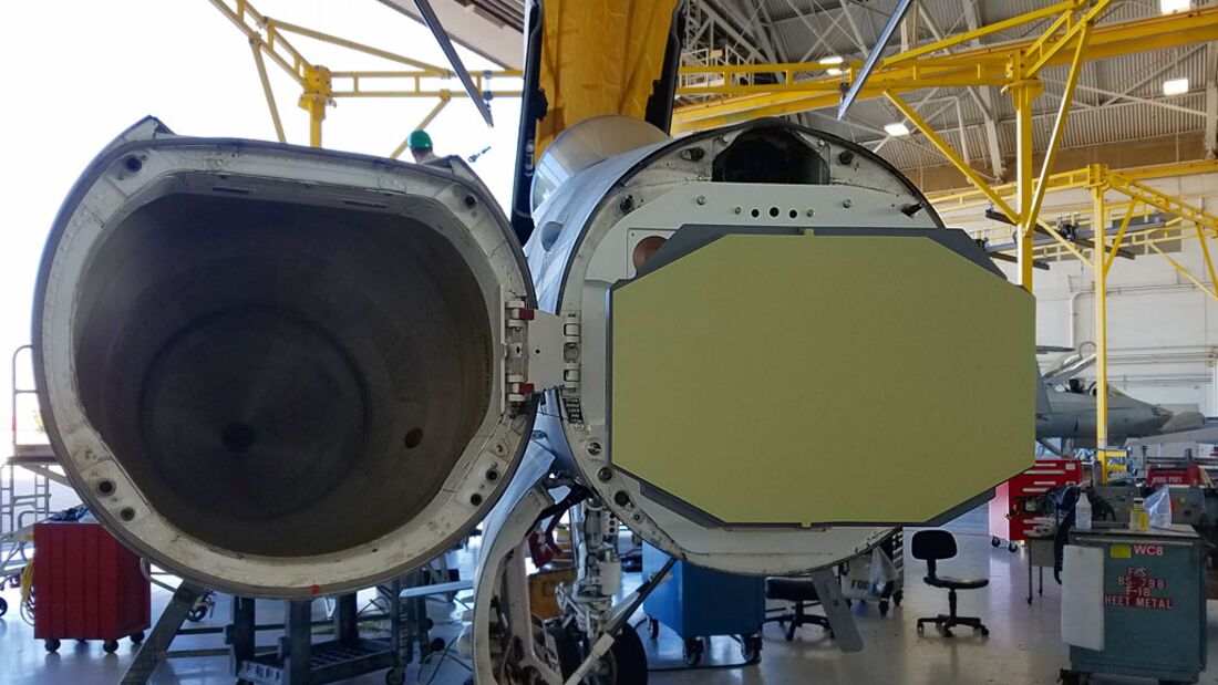 AESA-Radar für F/A-18C Hornet gesucht