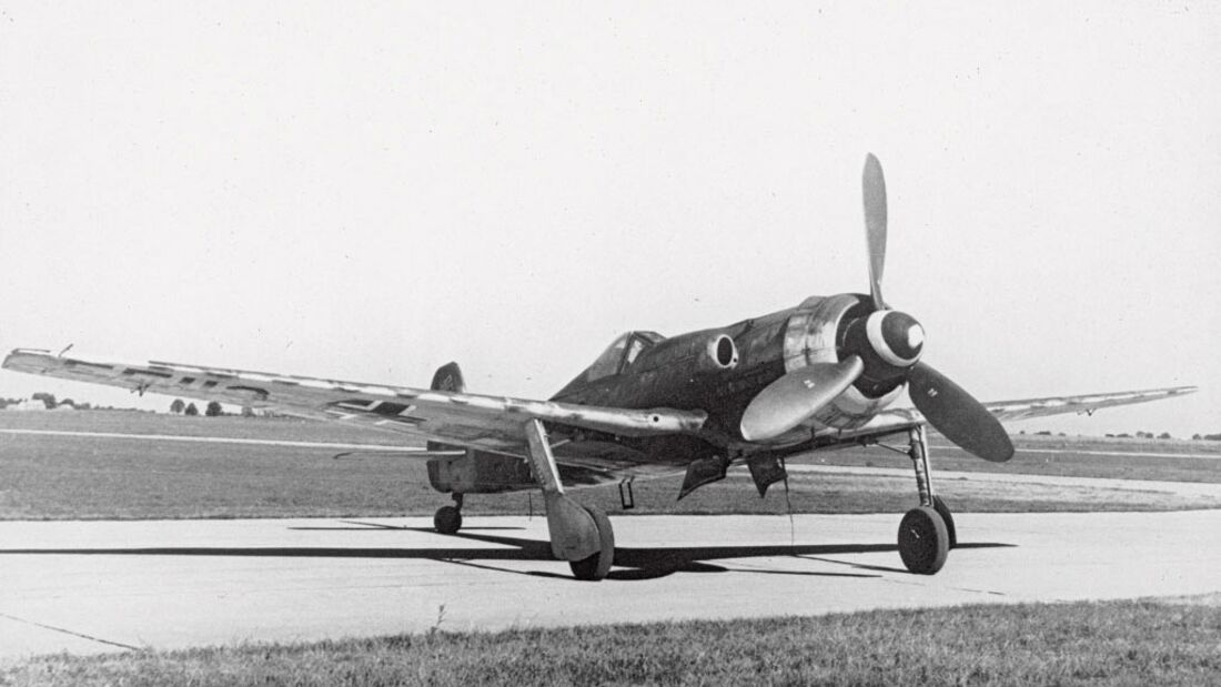 Vielseitiges Jagdflugzeug Focke-Wulf Ta 152