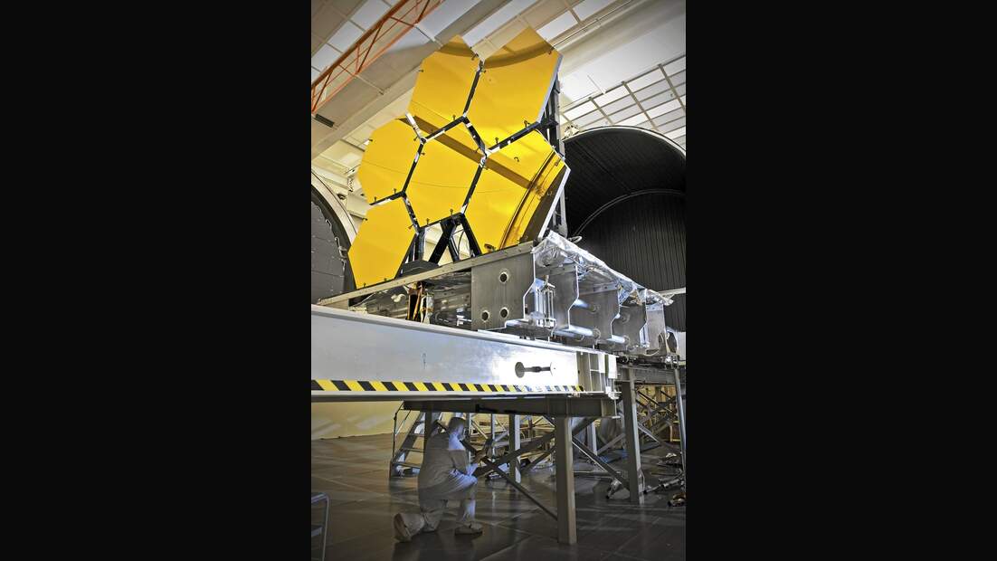 Hubble-Nachfolger Webb Space Telescope | FLUG REVUE