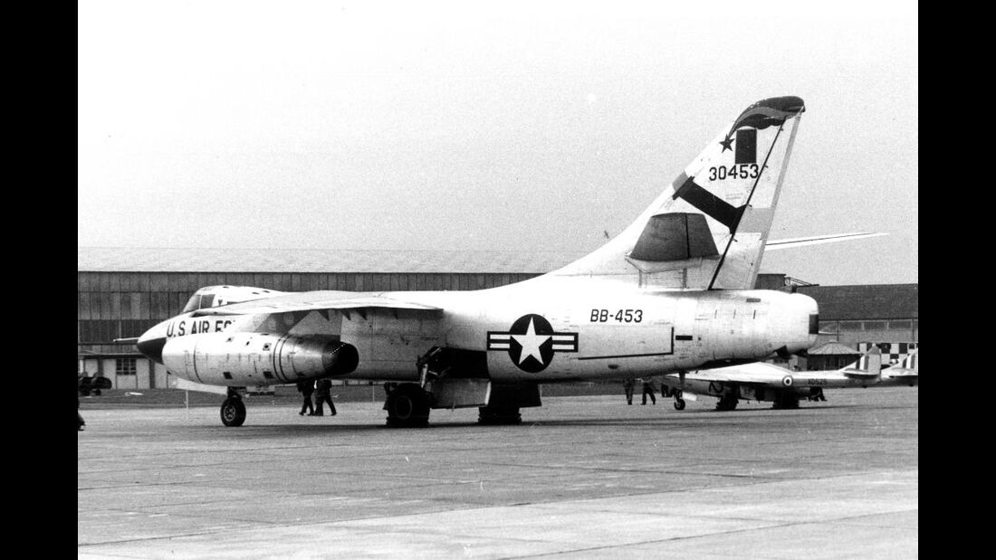 Douglas B-66 Destroyer - Wegbereiter Der Elektronischen Kampfführung ...