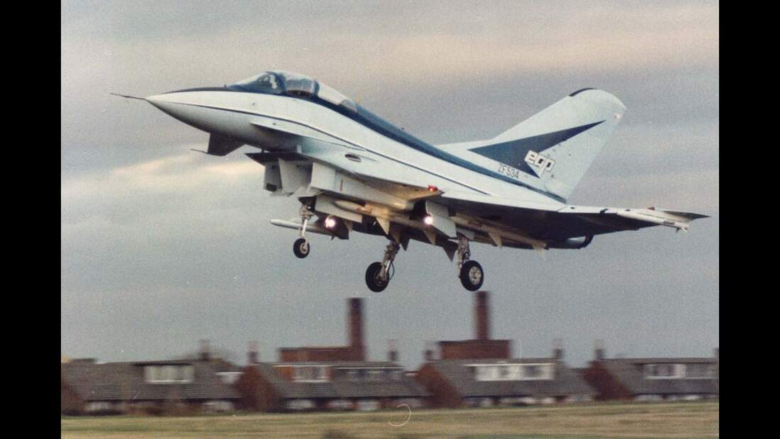 TechnologieTräger British Aerospace EAP FLUG REVUE