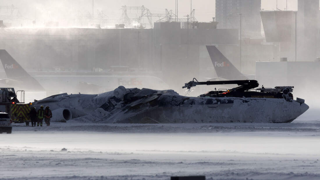 Voll-besetzter-Airliner-verungl-ckt-in-Toronto-Regionaljet-berschl-gt-sich-und-landet-Kopf-ber