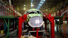 TVRS-44 Ladoga Rumpf in der Montage