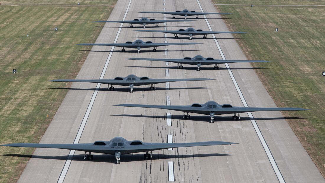 Northrop B-2A Spirit: "Elephant Walk" Der Tarnkappenbomber | FLUG REVUE