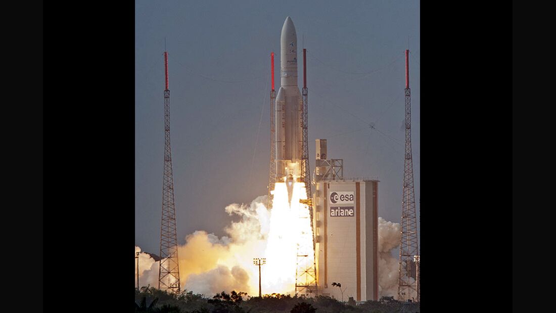 Arianespace startet die Satelliten Thor 7 und Sicral 2