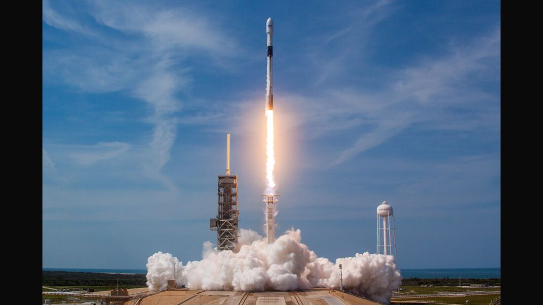SpaceX startet verbesserte Falcon 9