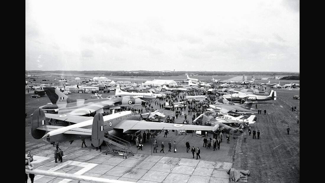 1966: Farnborough wird international