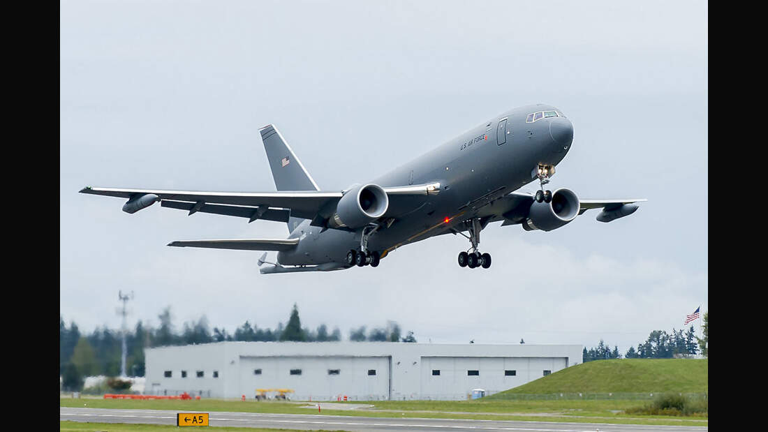 KC-46A startet zum Erstflug