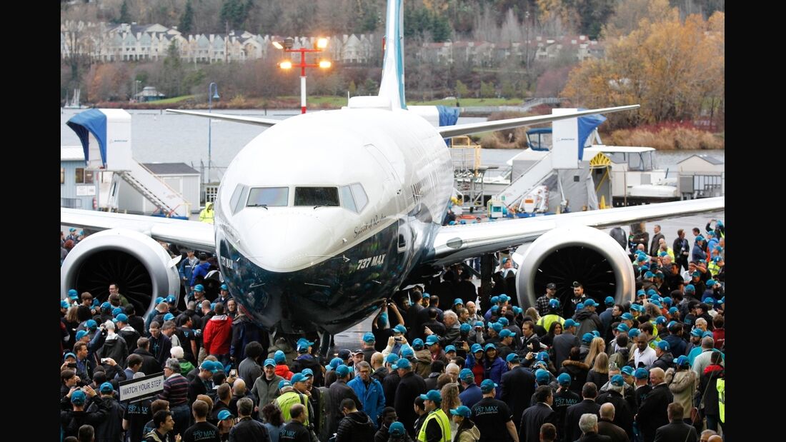 Roll-out der ersten Boeing 737 MAX