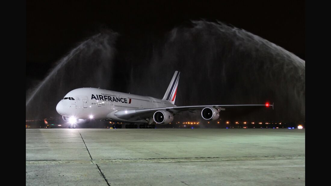 Erster kommerzieller A380-Flug nach Rio