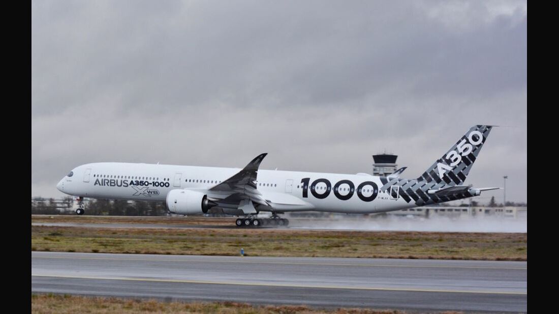 Airbus A350-1000 besucht Finkenwerder
