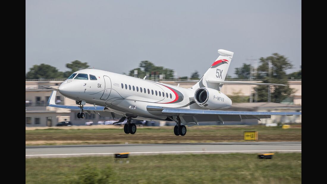 Dassault Falcon 5X absolviert Erstflug