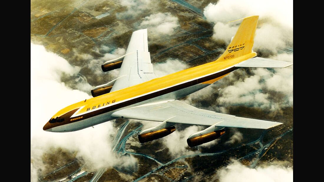 Warum Boeings Verkehrsflugzeuge 700er-Nummern tragen