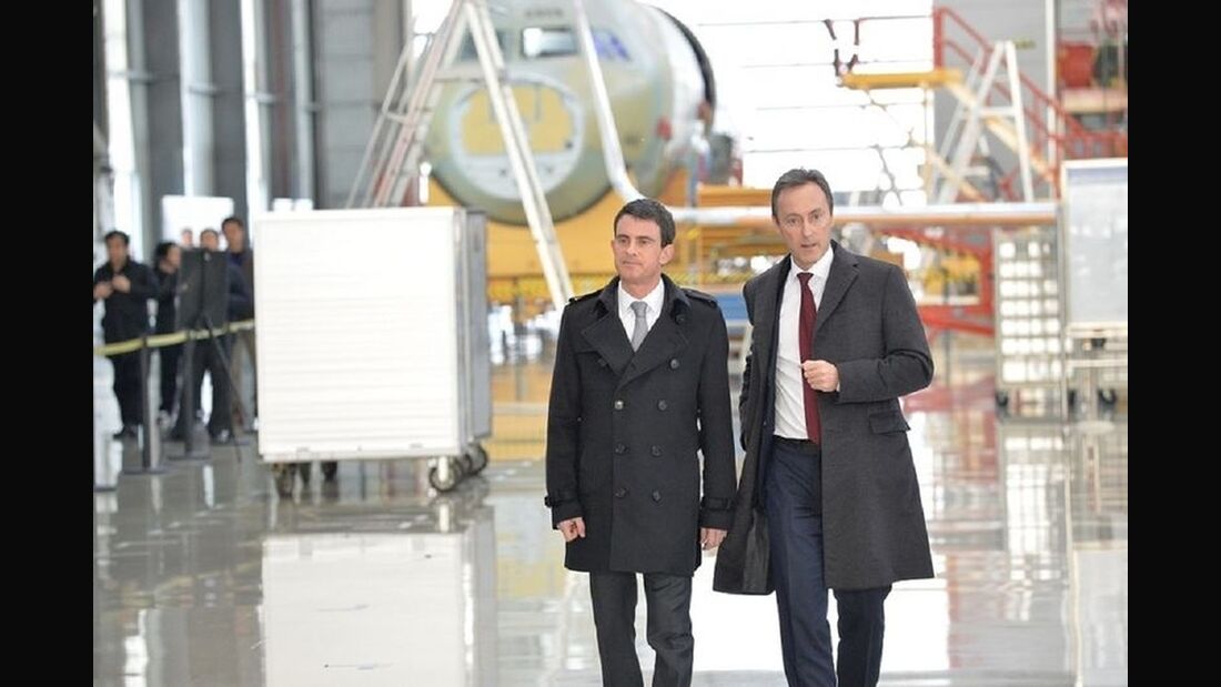 Frankreichs Premierminister besucht Airbus-Werk Tianjin