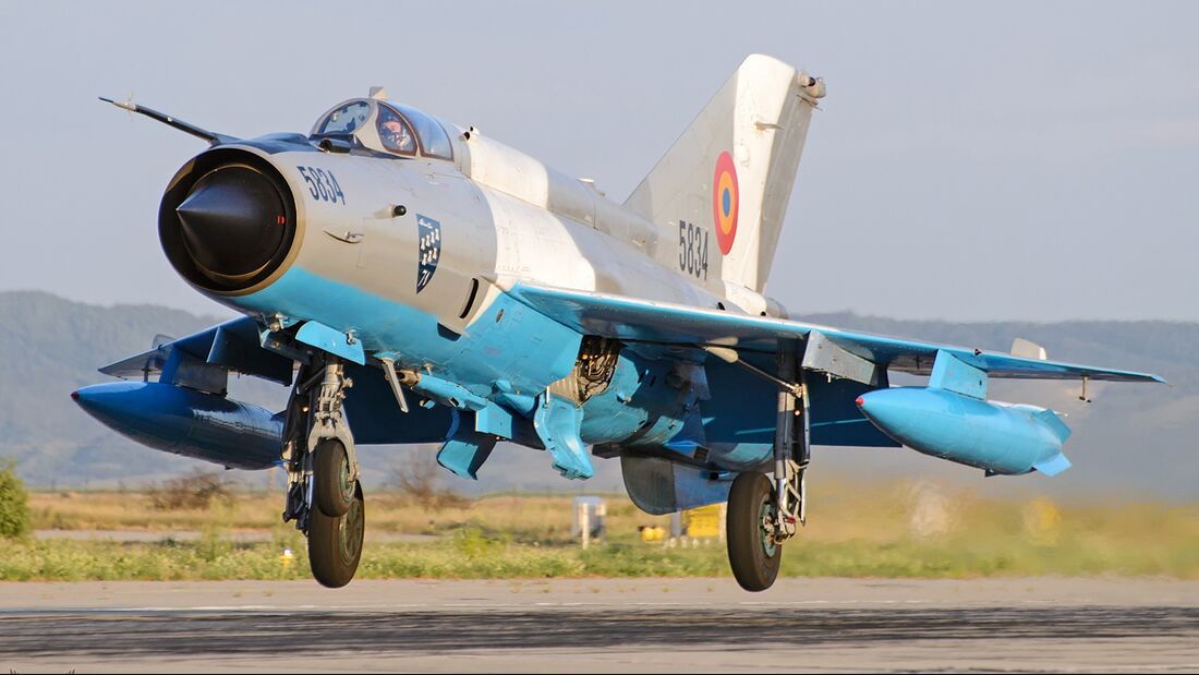 Rumänische MiG-21 jagen verdächtigen Wetterballon