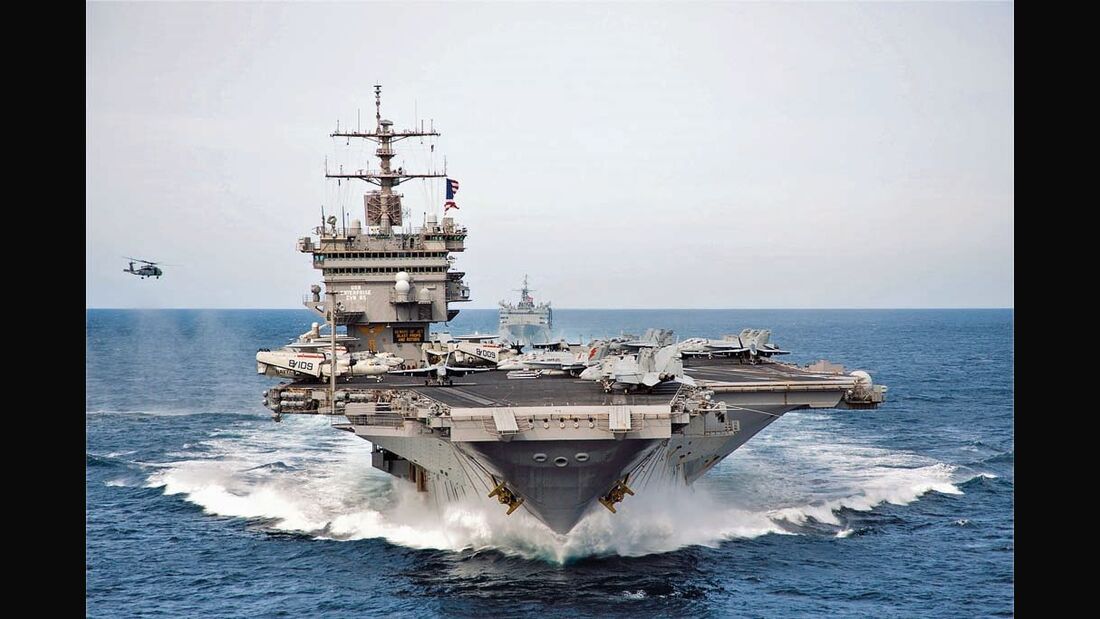 Die USS „Enterprise“ und ihre Flugzeuge