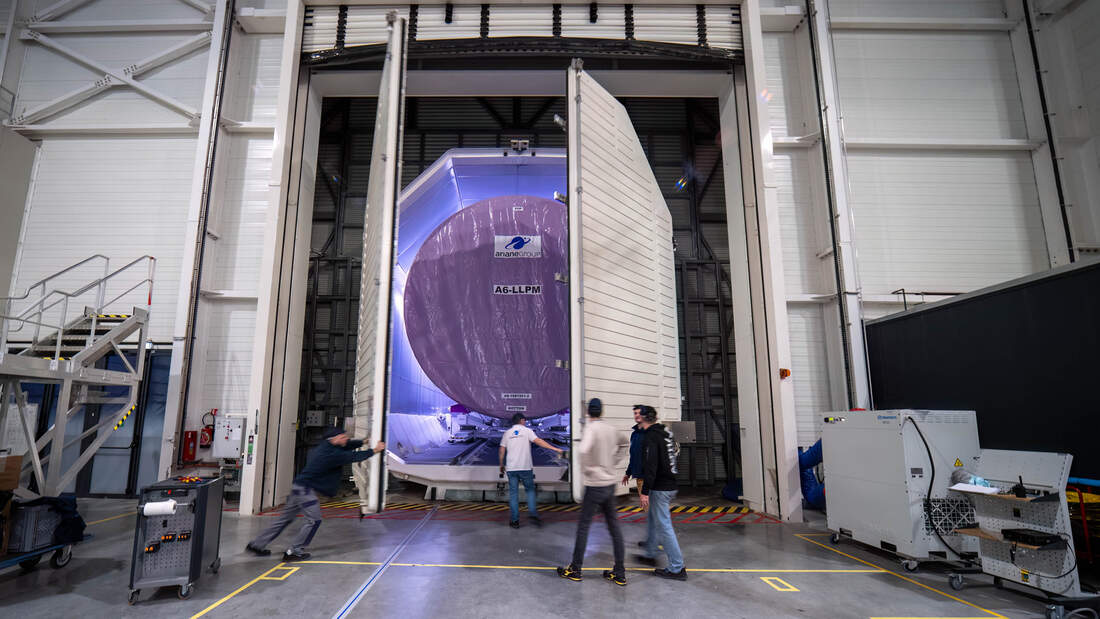 Erstes Ariane-6-Flugmodell auf dem Weg nach Kourou