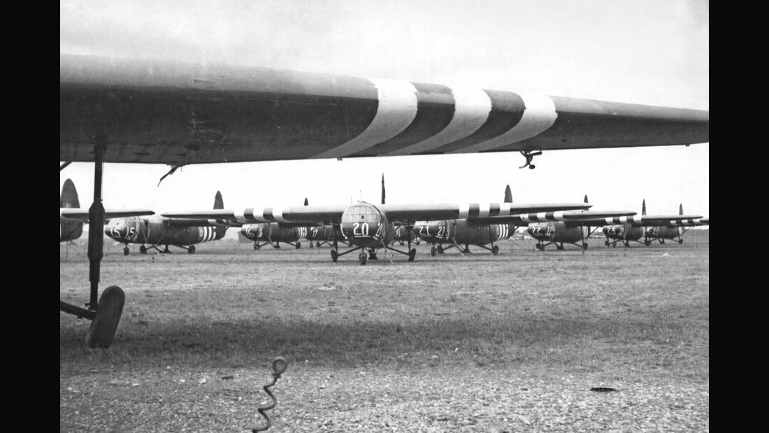 Erkennungszeichen alliierter Flugzeuge während der Invasion 1944