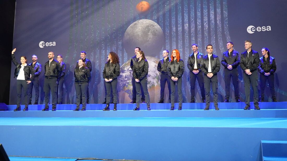 ESA stellt 17 neue Raumfahrer vor