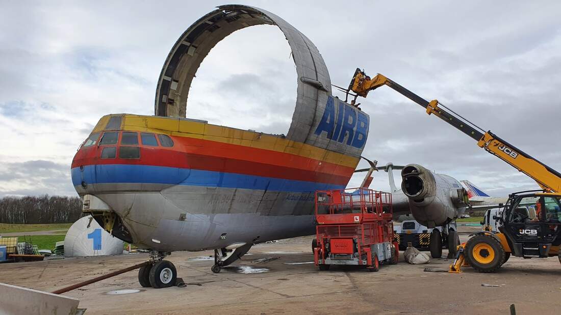 Eine Super Guppy als Schlüsselanhänger