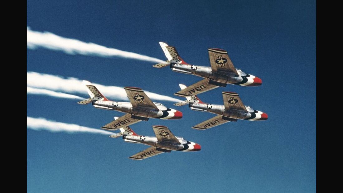 Die Flugzeuge der US Air Force-Kunstflugstaffel Thunderbirds