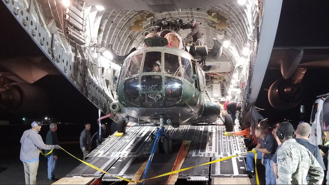 Russische US-Helikopter aus Afghanistan für die Ukraine