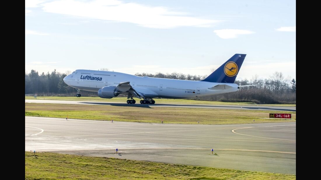 Lufthansa baut Vorstand um