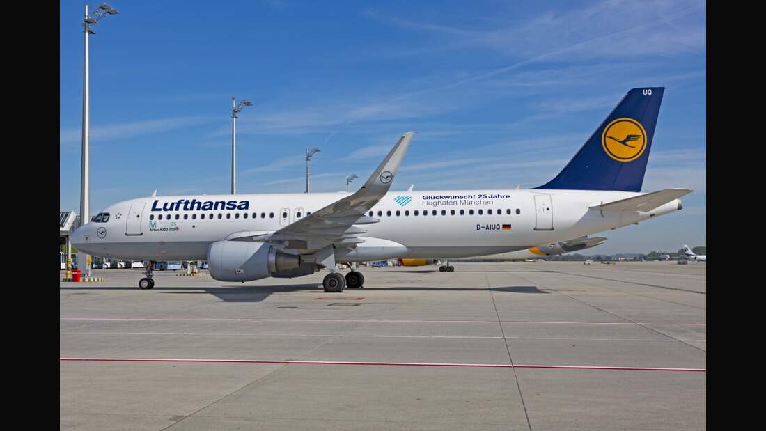Lufthansa-Airbus wirbt für Airport München