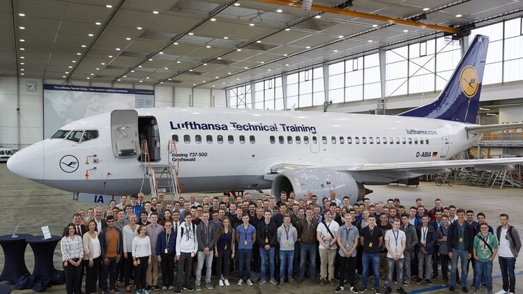 Lufthansa Will 3000 Neue Mitarbeiter Einstellen Flug Revue