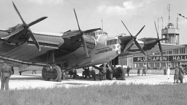 100 Jahre Allianz Luftfahrtversicherung Flug Revue