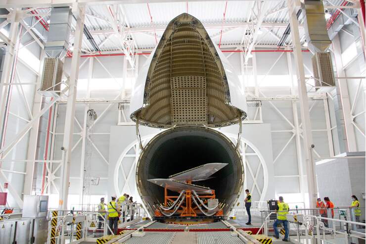 Airbus Hat Erstmals Per Beluga Xl A350 Bauteile Aus Spanien Abgeholt Flug Revue