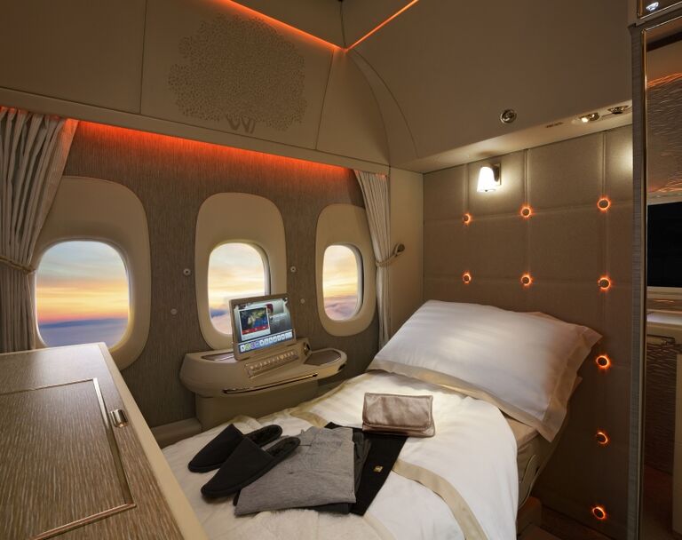 Emirates Fuhrt Virtuelle Fenster Ein Flug Revue
